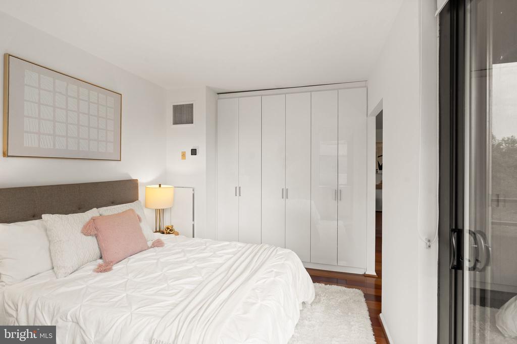 2555 PENNSYLVANIA AVENUE NW Unit: 612