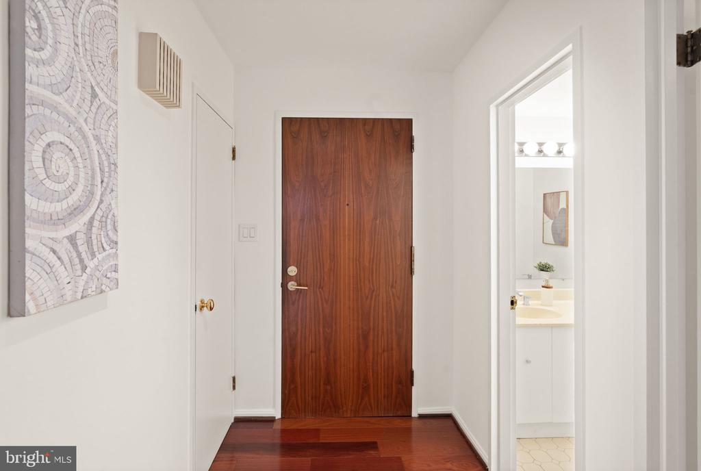 2555 PENNSYLVANIA AVENUE NW Unit: 612
