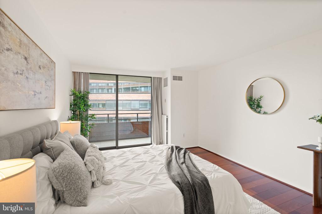 2555 PENNSYLVANIA AVENUE NW Unit: 612
