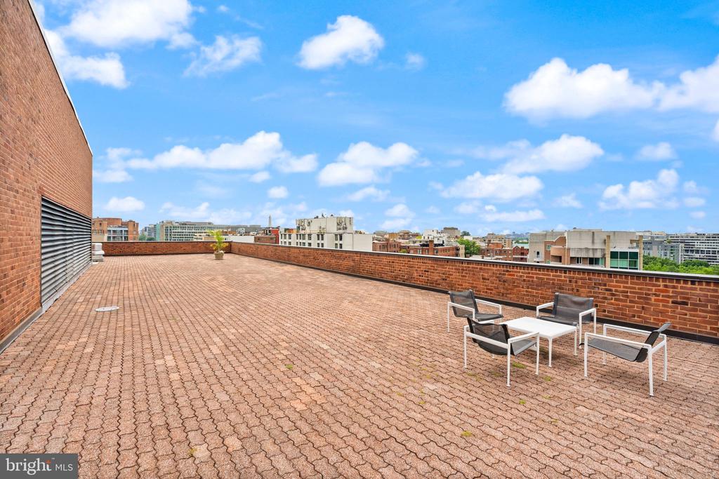2555 PENNSYLVANIA AVENUE NW Unit: 612