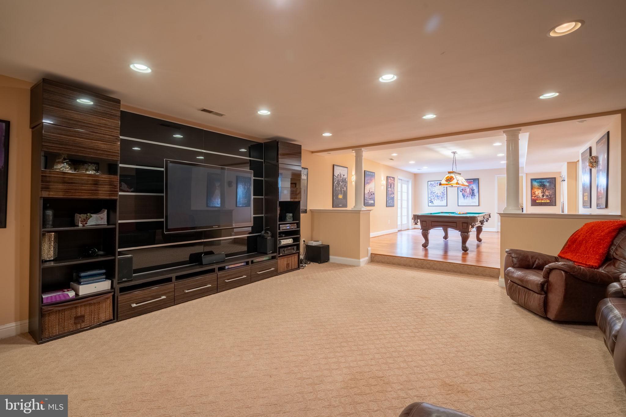 10716 Cloverbrooke Dr