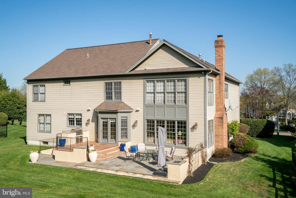 10716 Cloverbrooke Dr
