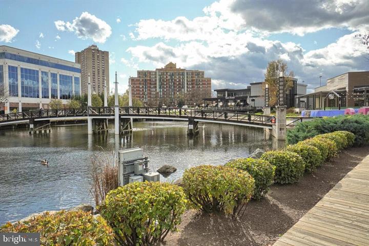 10007 Vanderbilt Cir #8-6