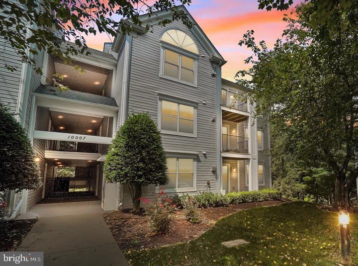 10007 Vanderbilt Cir #8-6