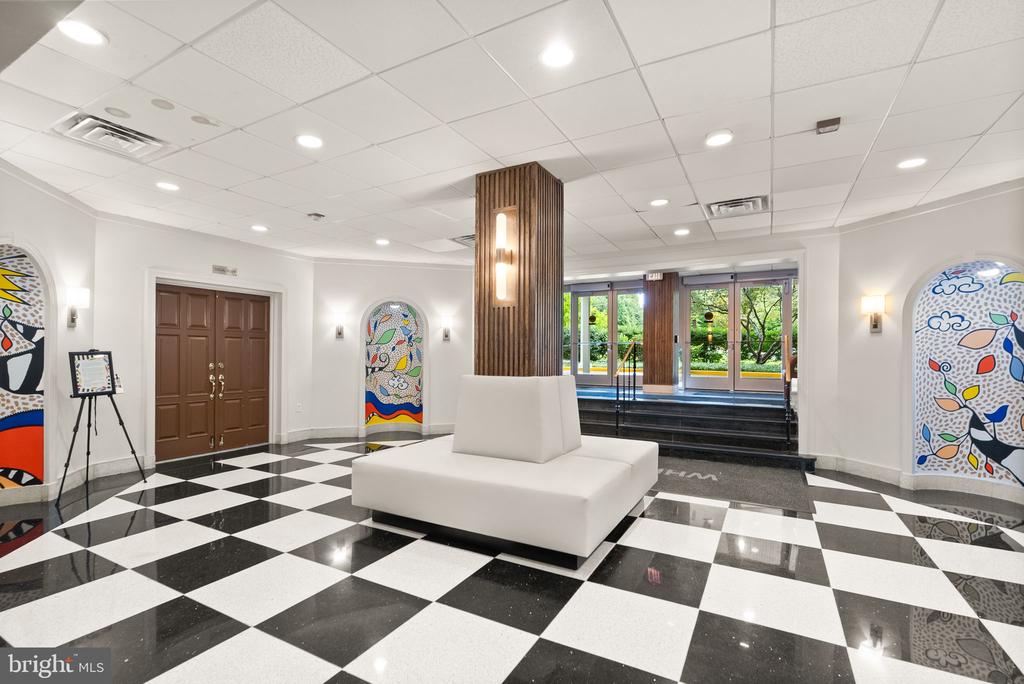 4977 BATTERY LANE Unit: 1-711