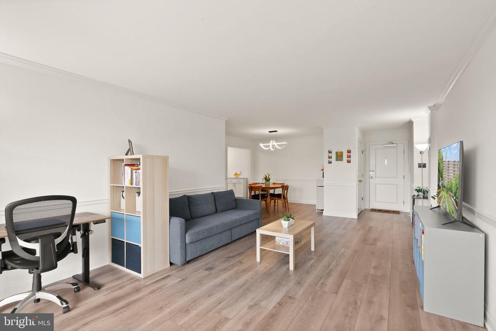 4977 BATTERY LANE Unit: 1-711