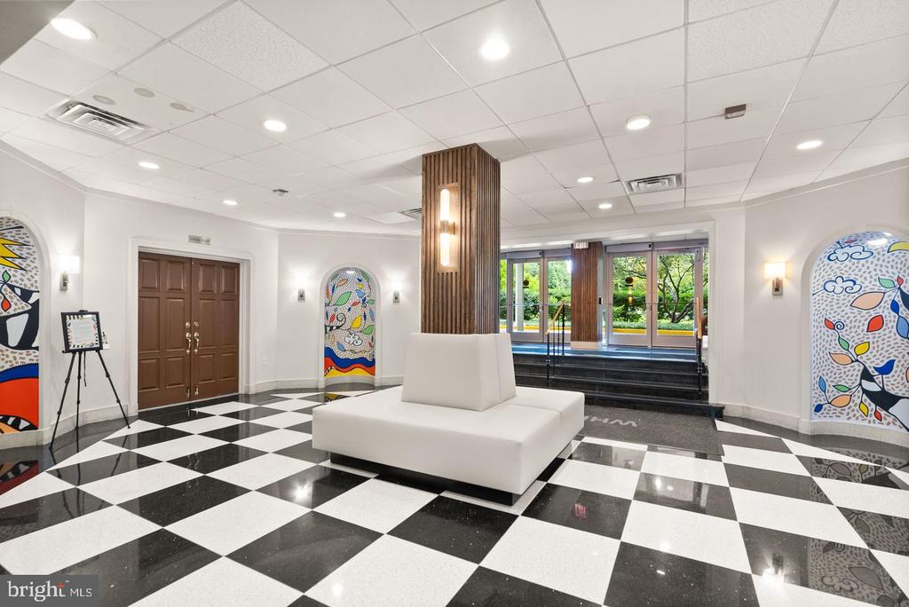 4977 BATTERY LANE Unit: 1-711