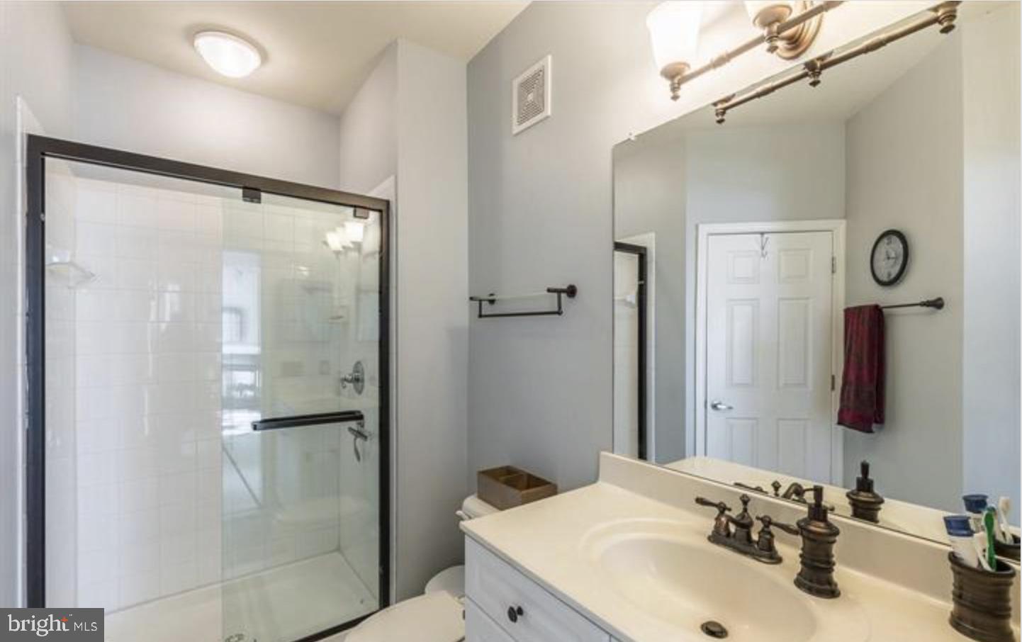 801 S GREENBRIER ST #412