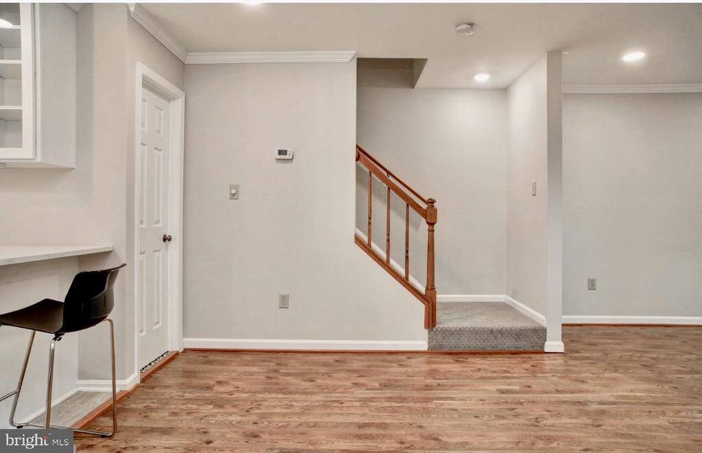 2510 FAIRFAX DRIVE 2EIII