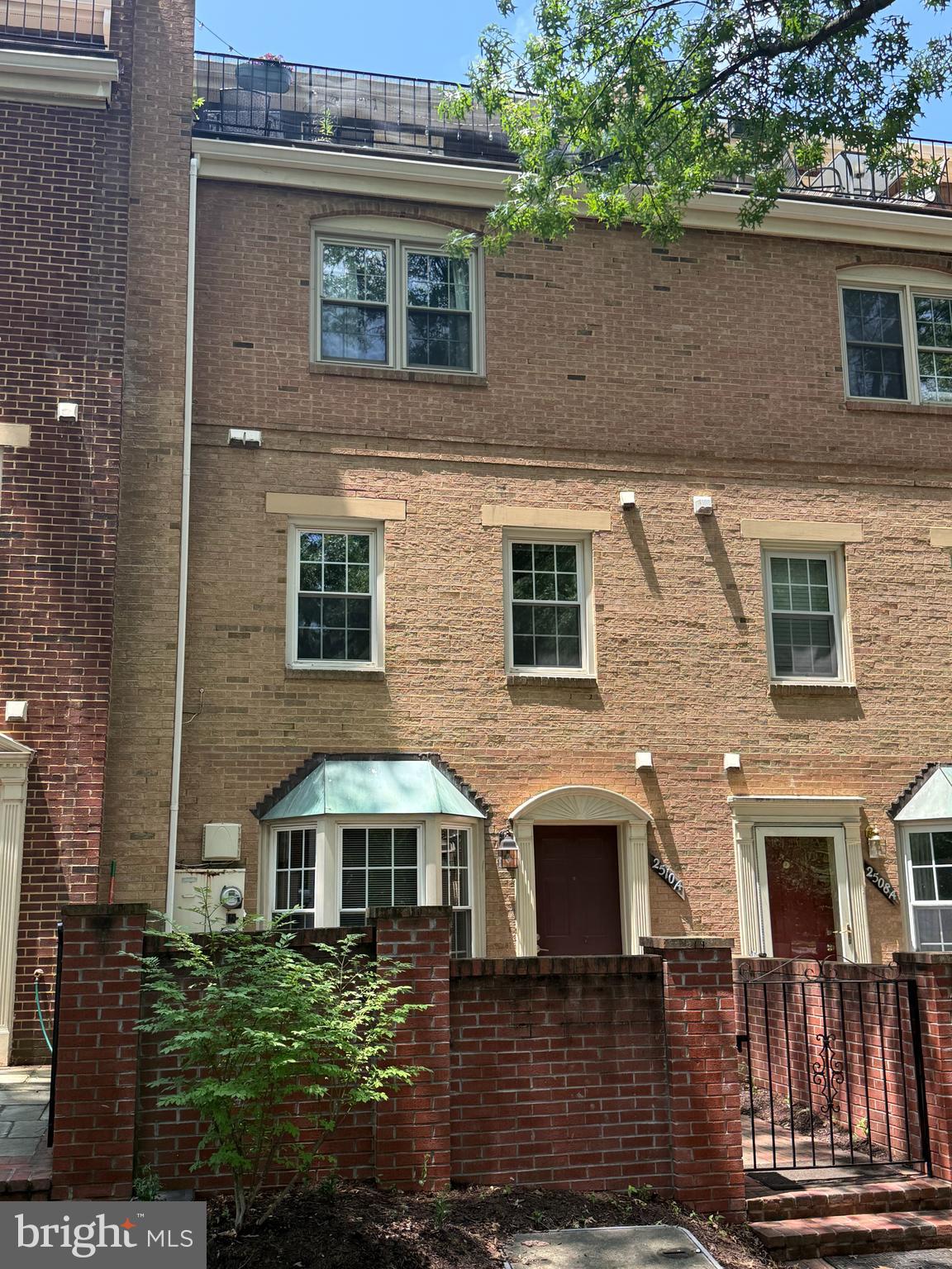 2510 FAIRFAX DRIVE 2EIII