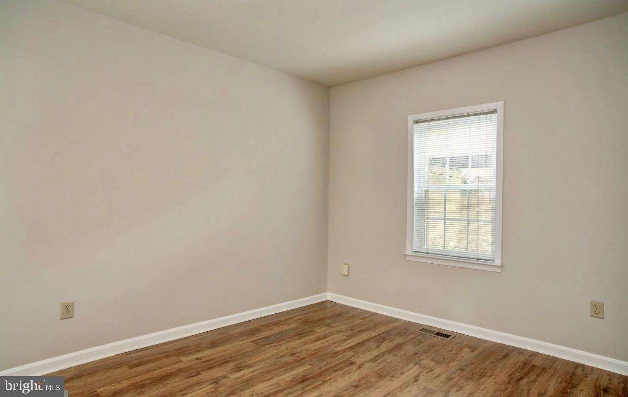2510 FAIRFAX DRIVE 2EIII