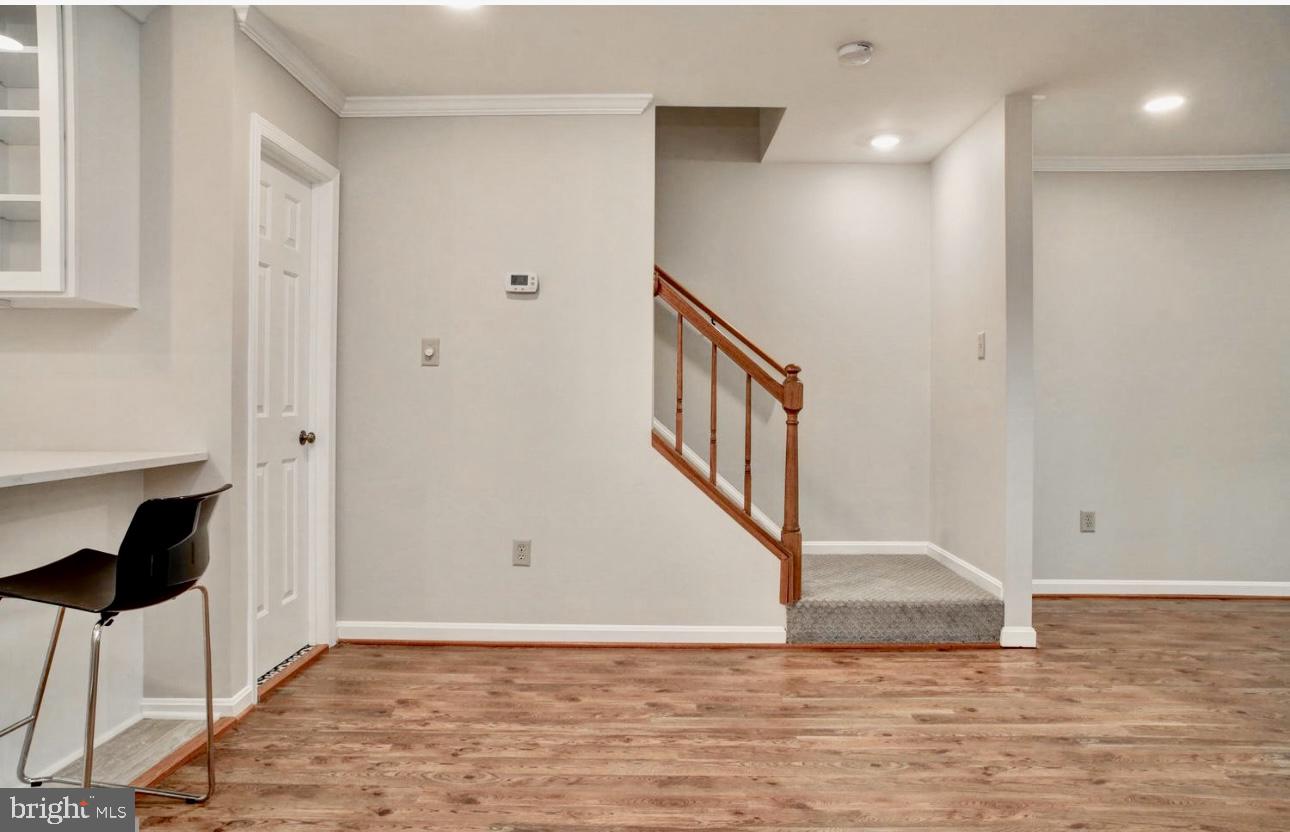 2510 FAIRFAX DRIVE 2EIII