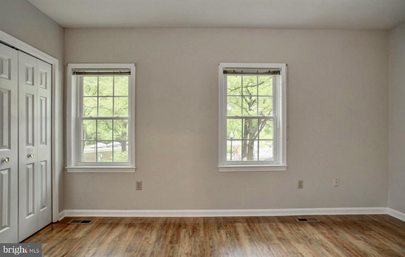 2510 FAIRFAX DRIVE 2EIII