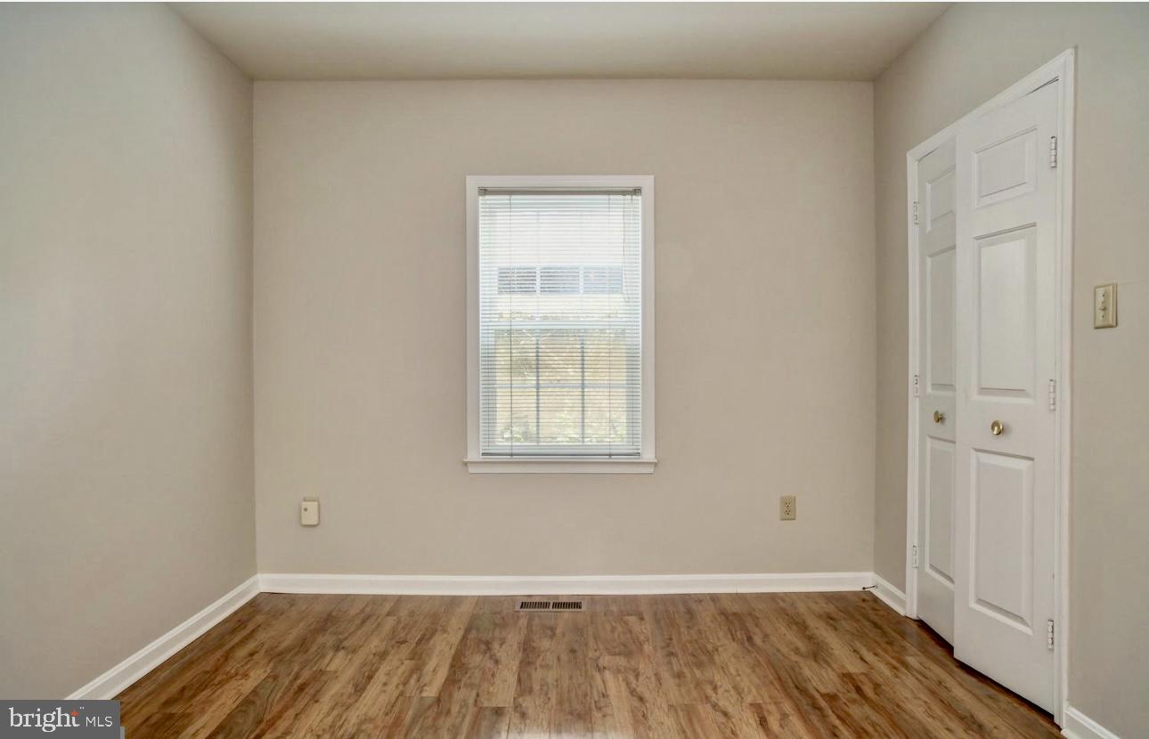 2510 FAIRFAX DRIVE 2EIII