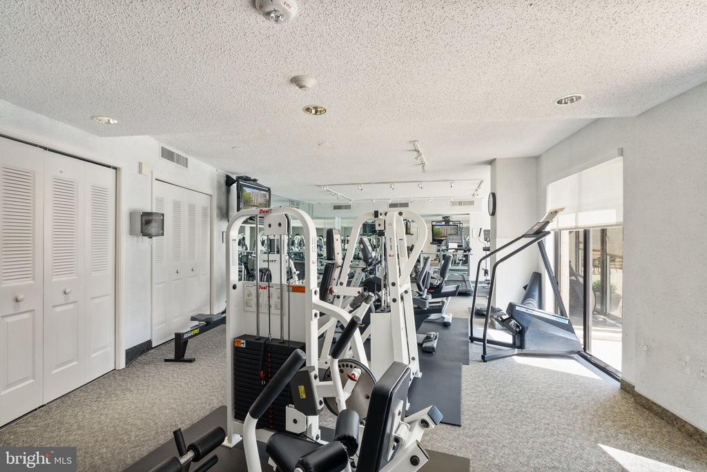 1101 S ARLINGTON RIDGE ROAD 608