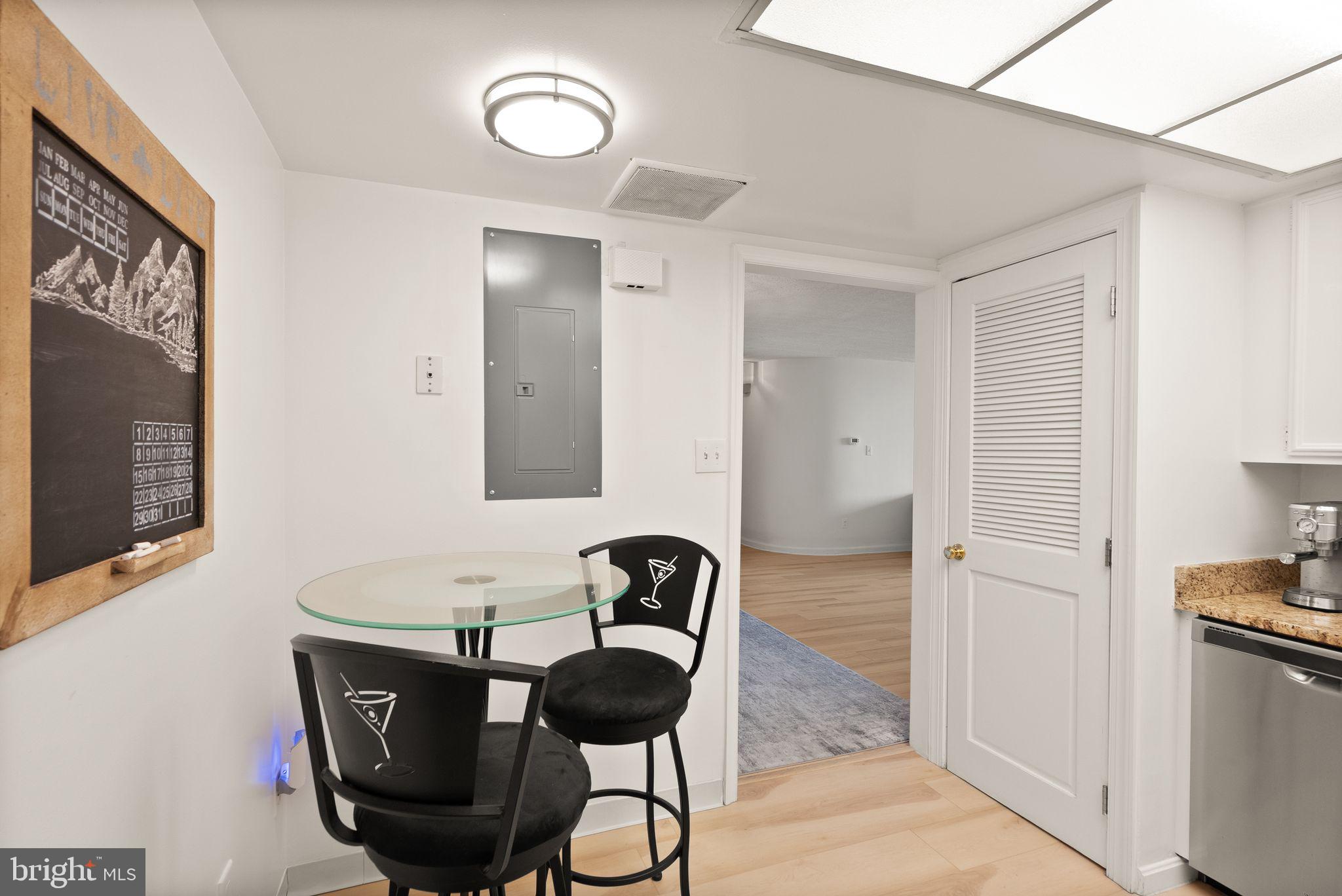 1101 S ARLINGTON RIDGE ROAD 608