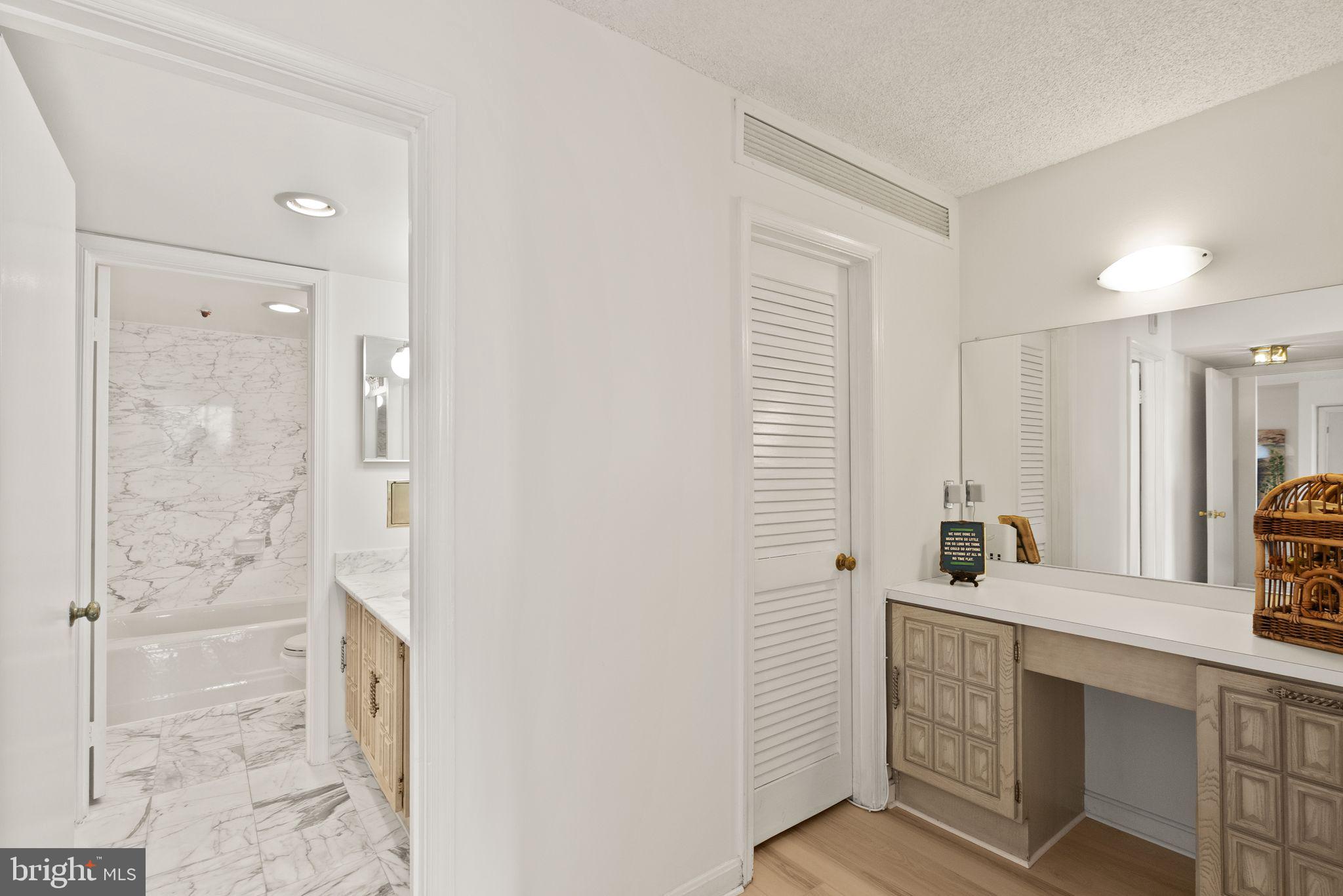 1101 S ARLINGTON RIDGE ROAD 608