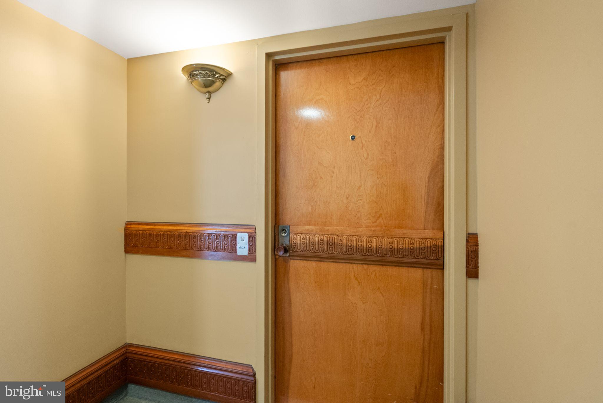 1101 S ARLINGTON RIDGE ROAD 608