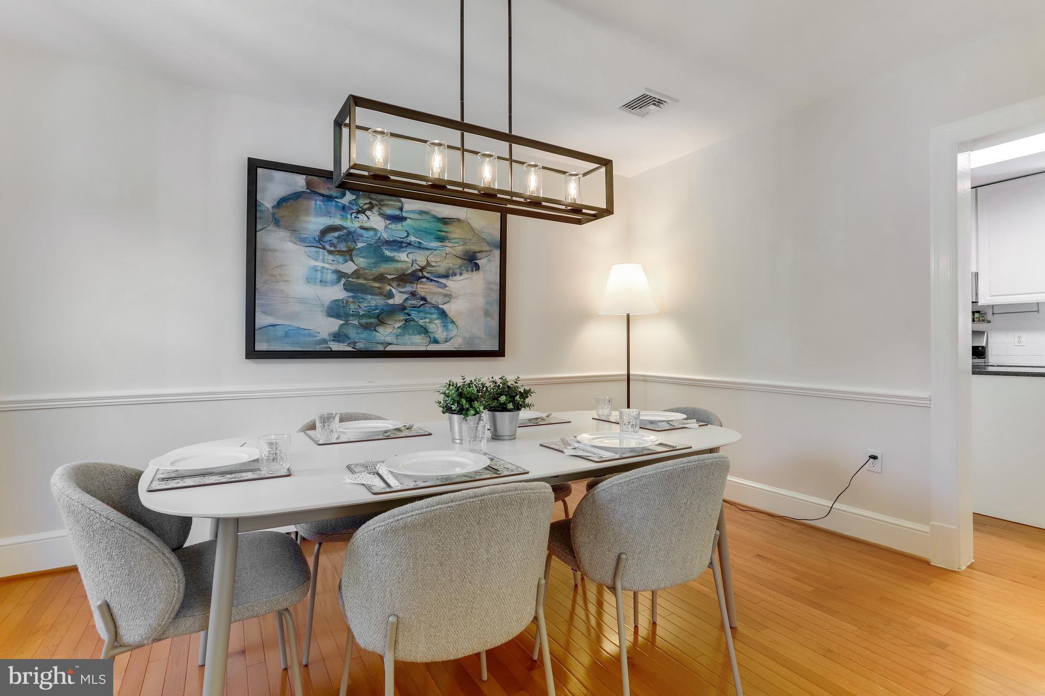 103 W ALEXANDRIA AVENUE