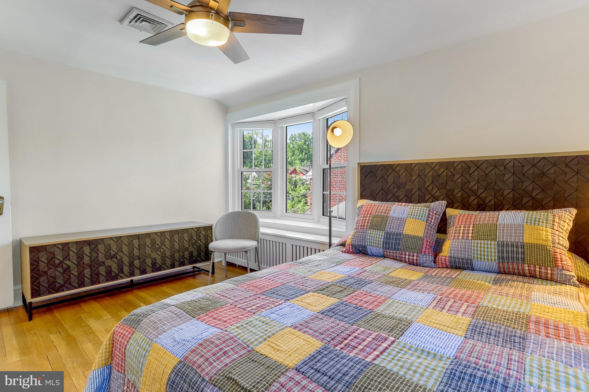 103 W ALEXANDRIA AVENUE