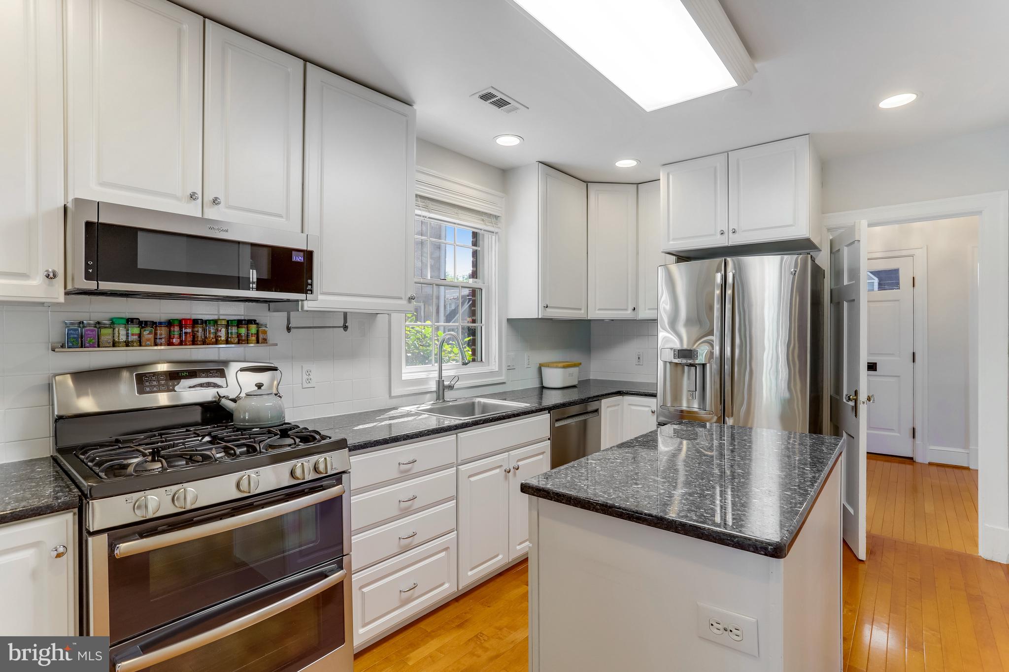 103 W ALEXANDRIA AVENUE