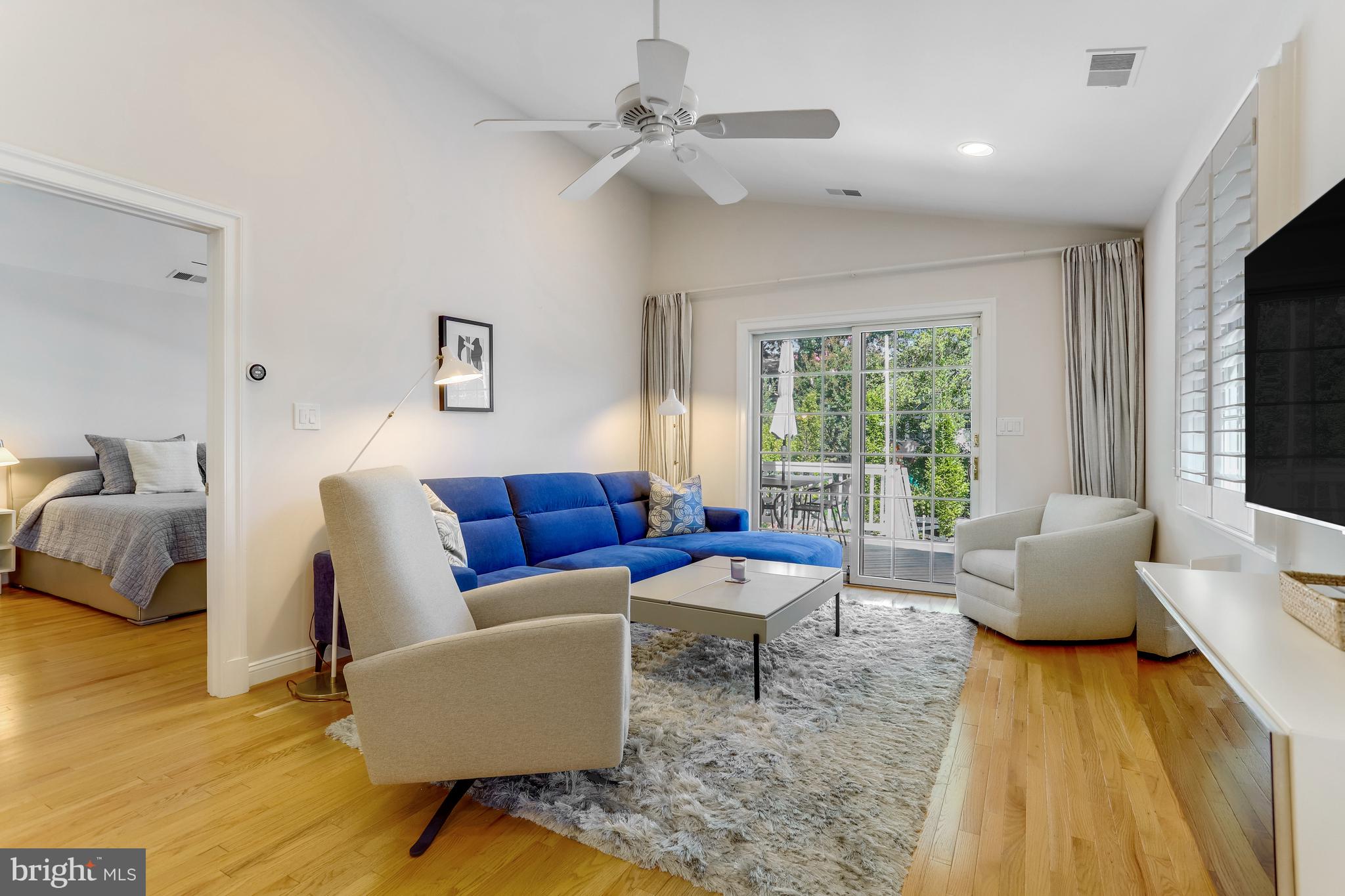 103 W ALEXANDRIA AVENUE