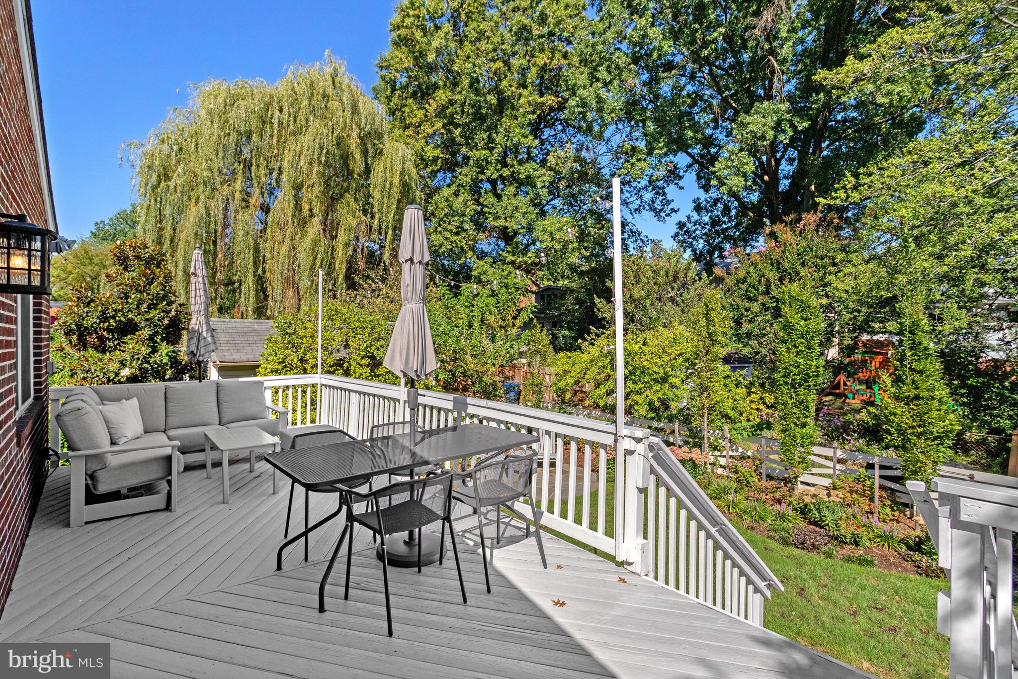 103 W ALEXANDRIA AVENUE