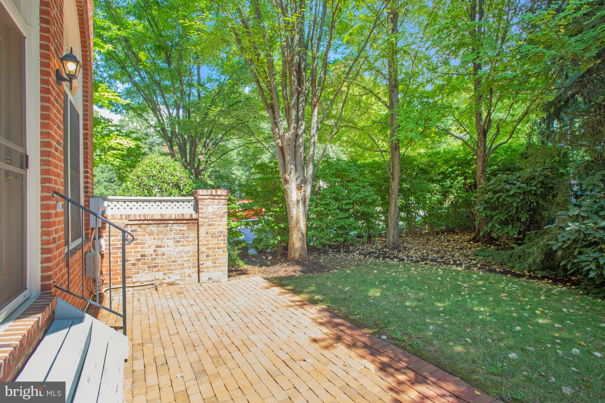 1498 NORTHERN NECK DRIVE