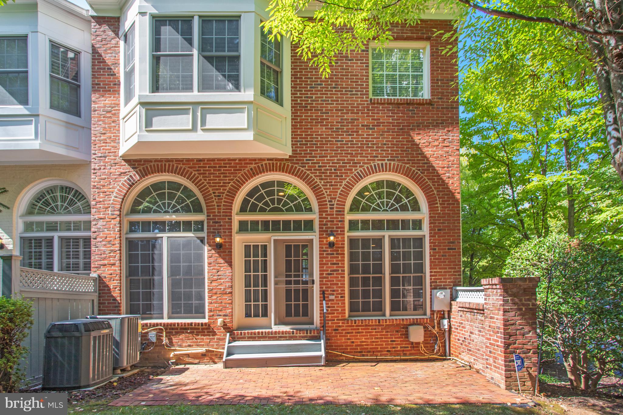 1498 NORTHERN NECK DRIVE