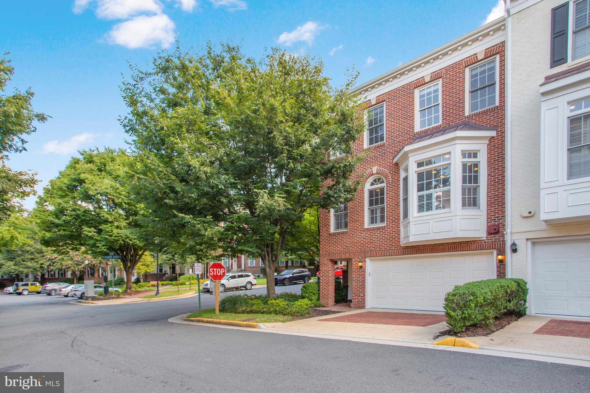 1498 NORTHERN NECK DRIVE