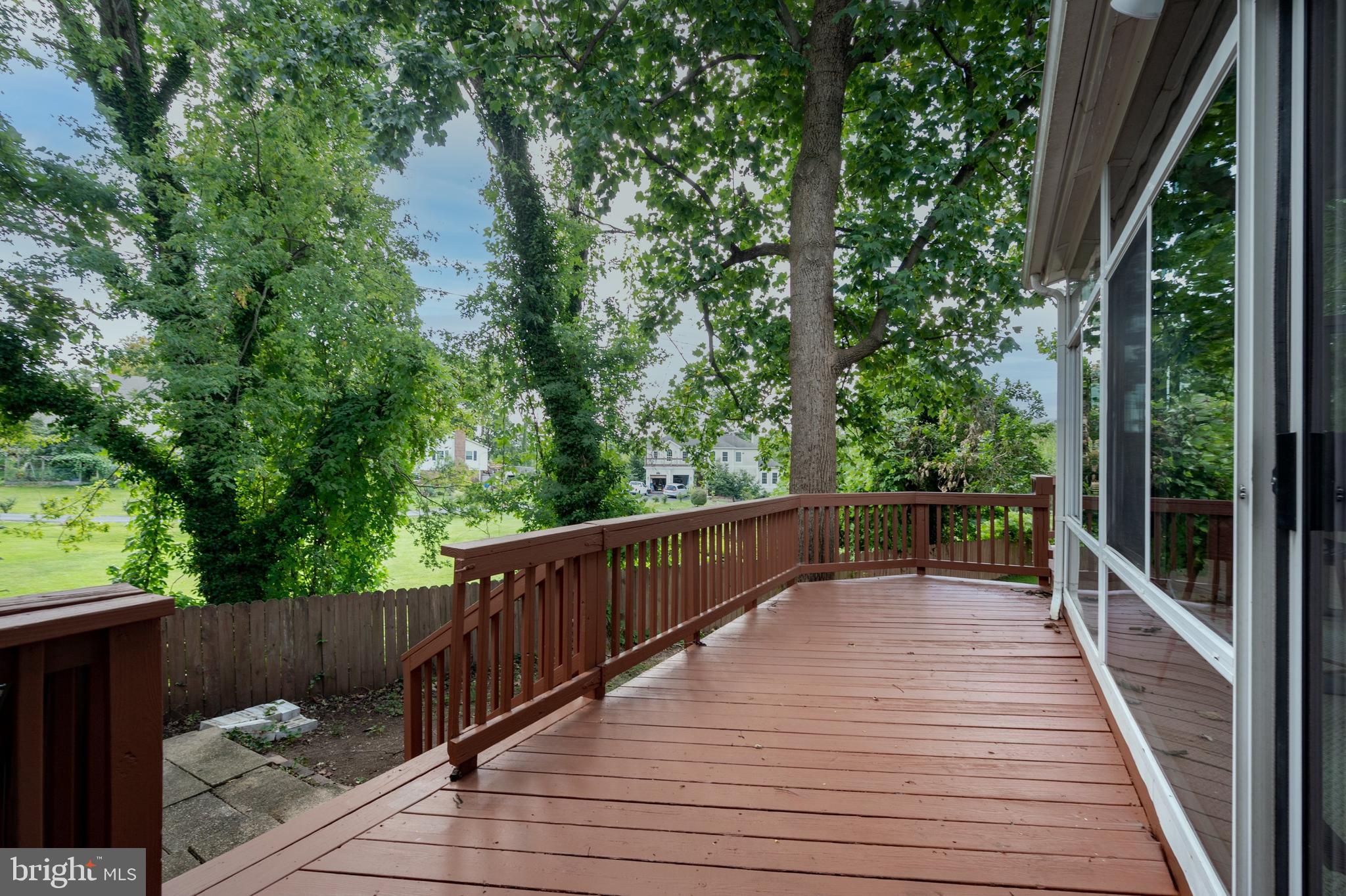 3901 Javins DRIVE