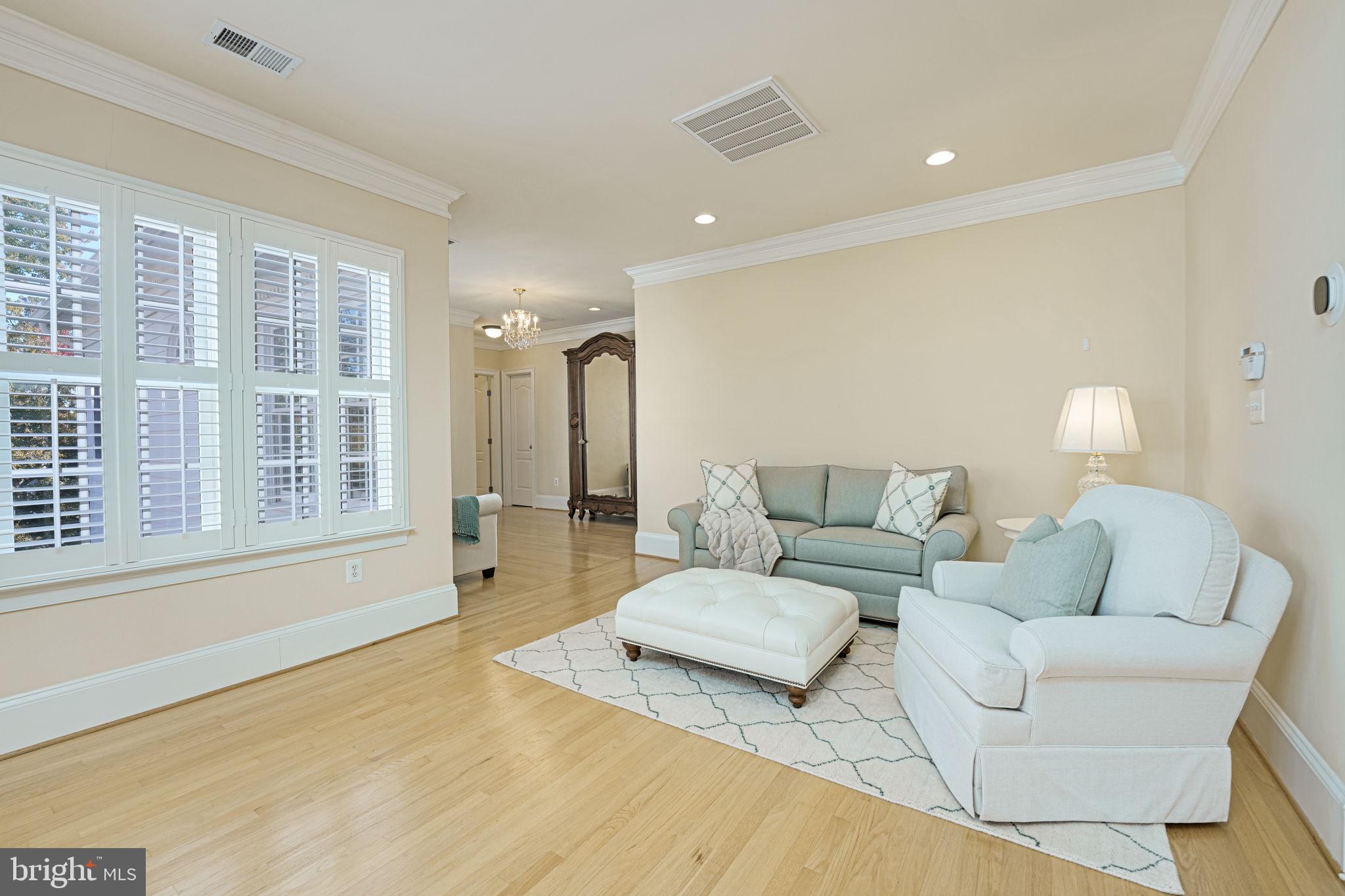 1493 Evans Farm Dr