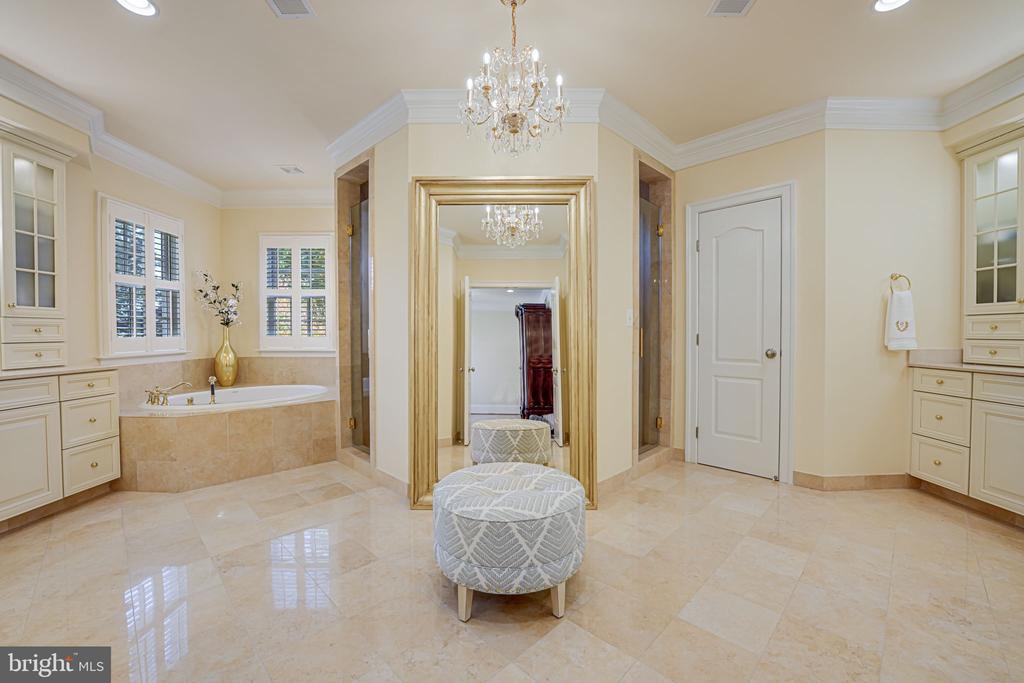 1493 Evans Farm Dr