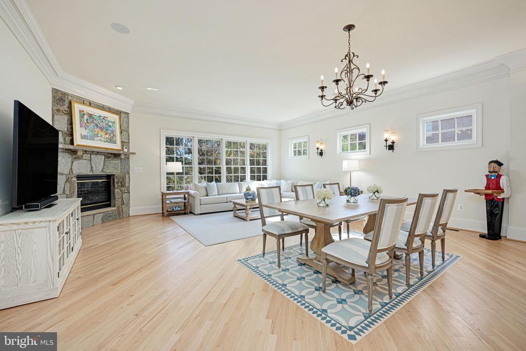 1493 Evans Farm Dr