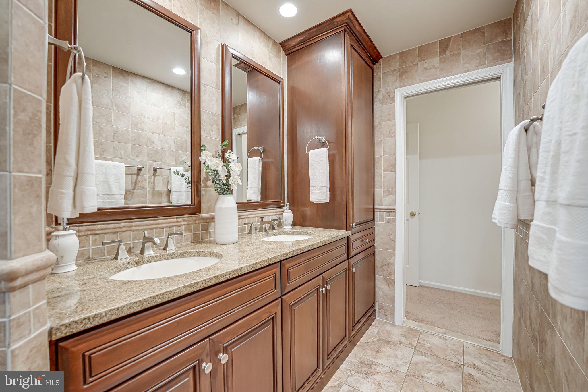 6600 Baymeadow Ct