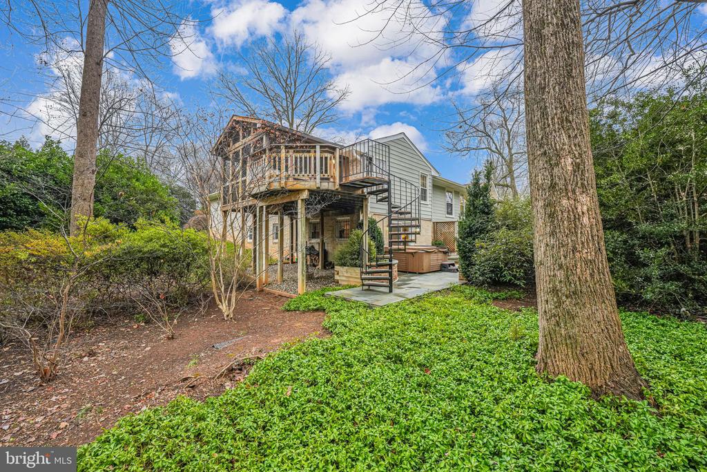 6600 Baymeadow Ct