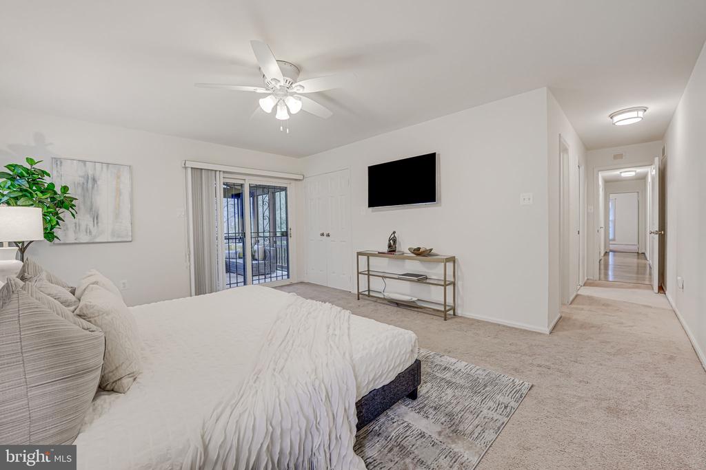 6600 Baymeadow Ct
