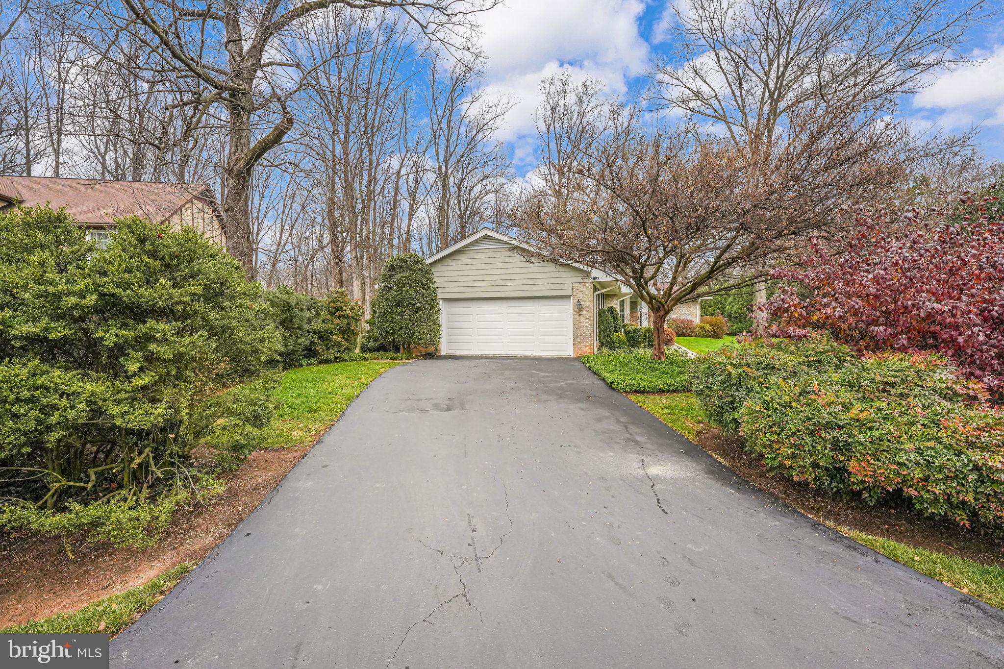 6600 Baymeadow Ct