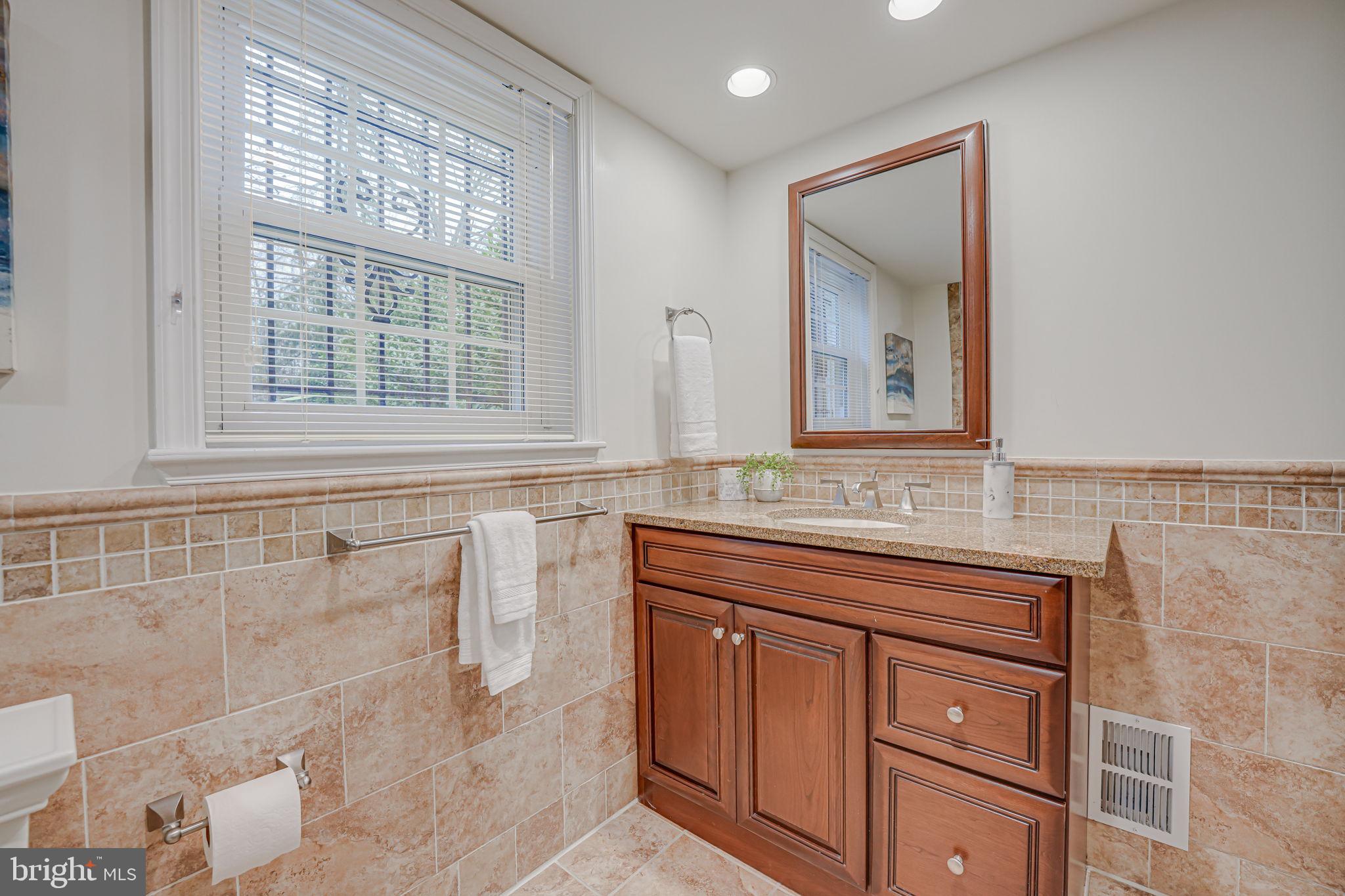 6600 Baymeadow Ct