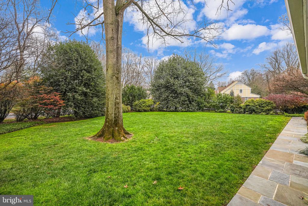6600 Baymeadow Ct