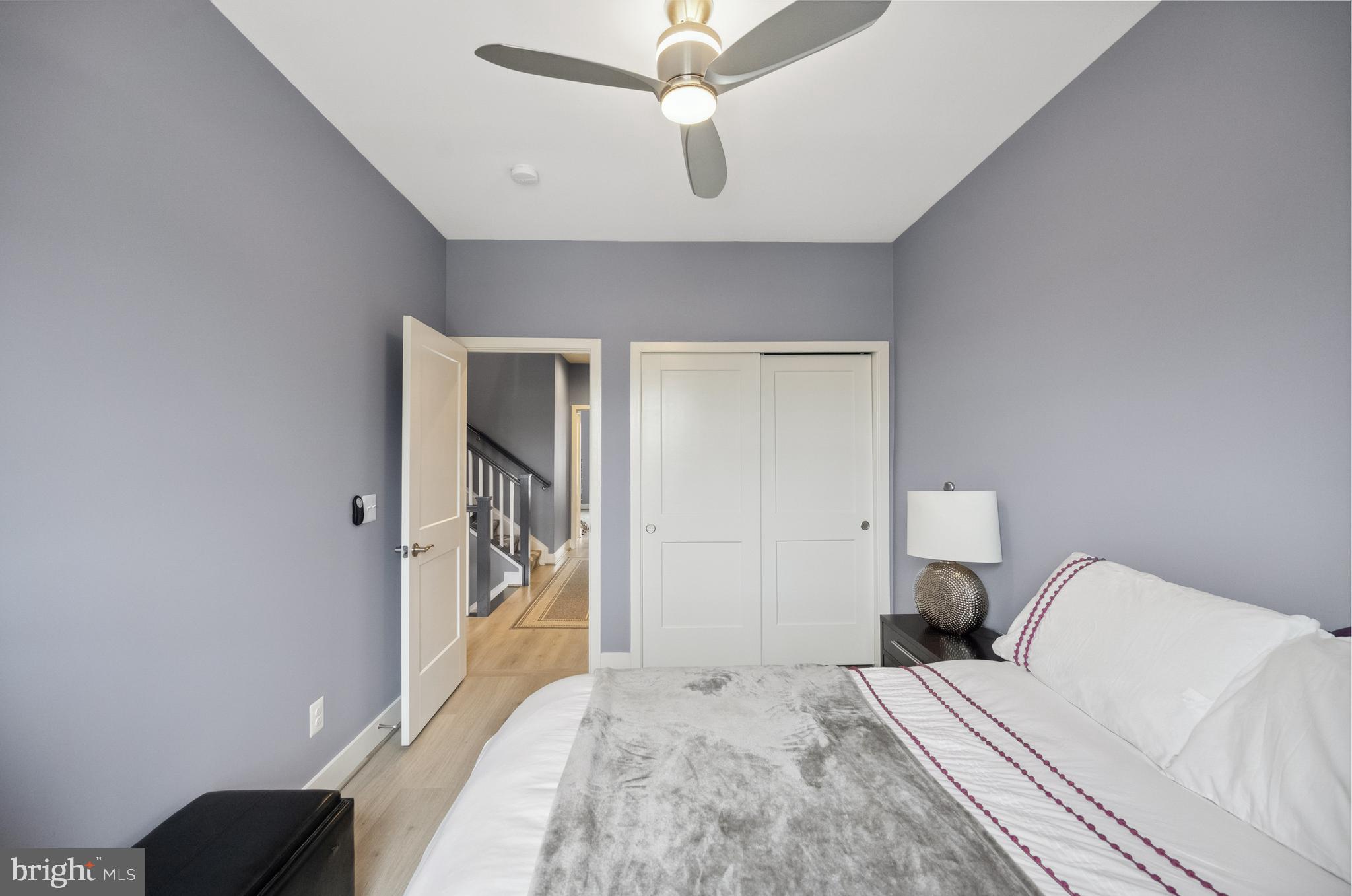 141 CENTER STREET S 6