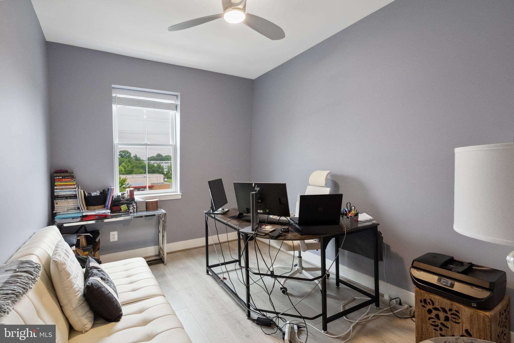 141 CENTER STREET S 6