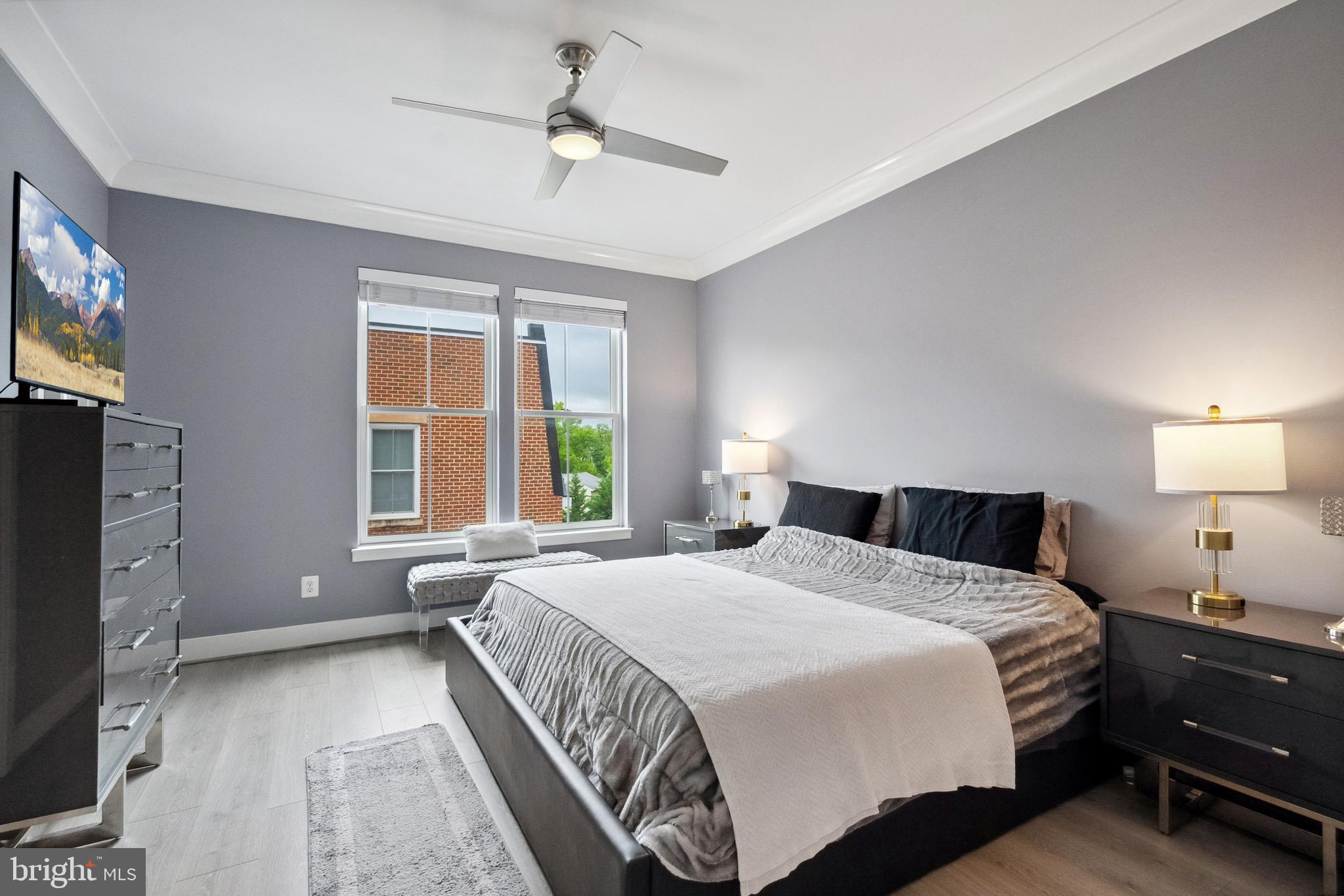 141 CENTER STREET S 6