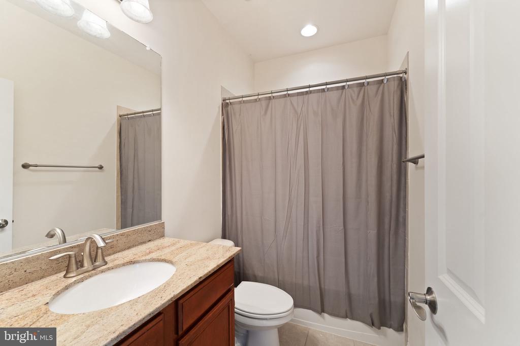 9603 THISTLE RIDGE LANE