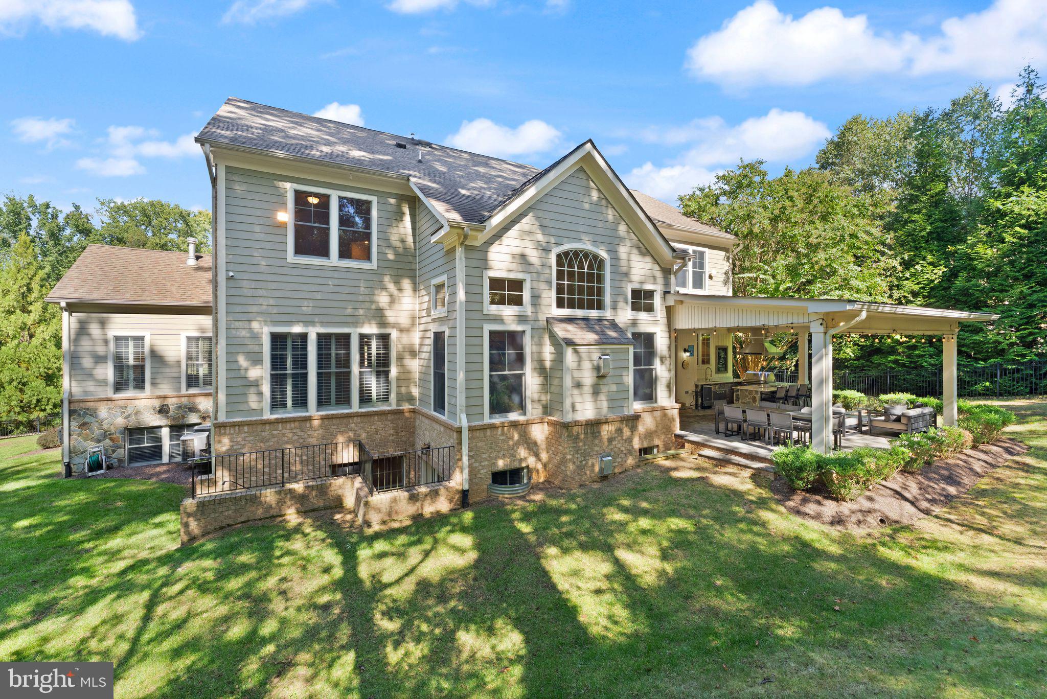 9603 THISTLE RIDGE LANE