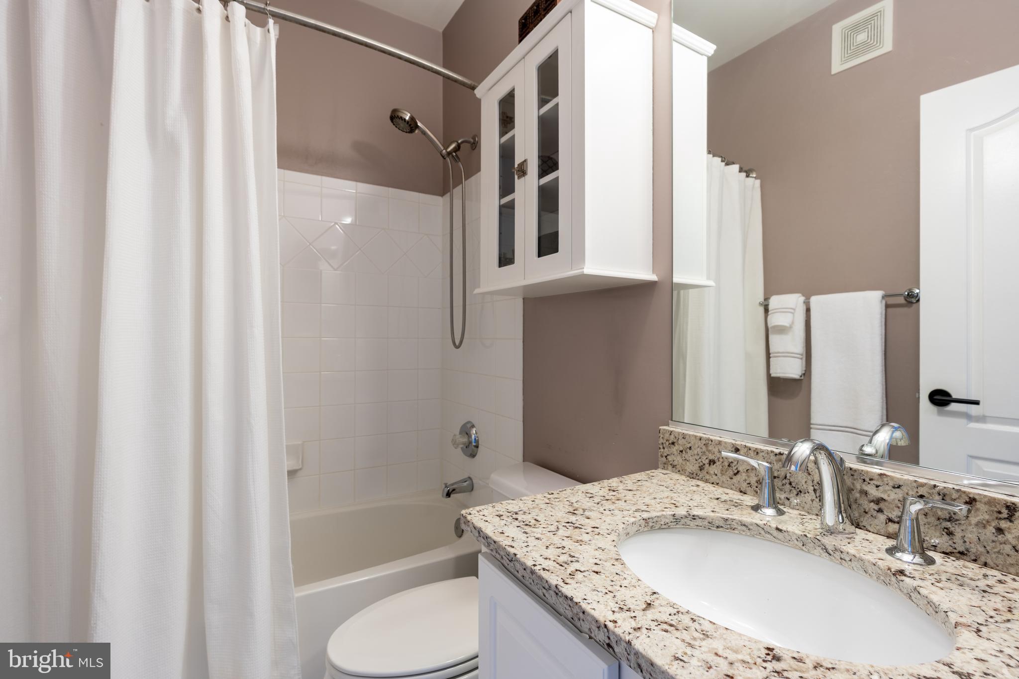 7486 CARRIAGE HILLS DRIVE