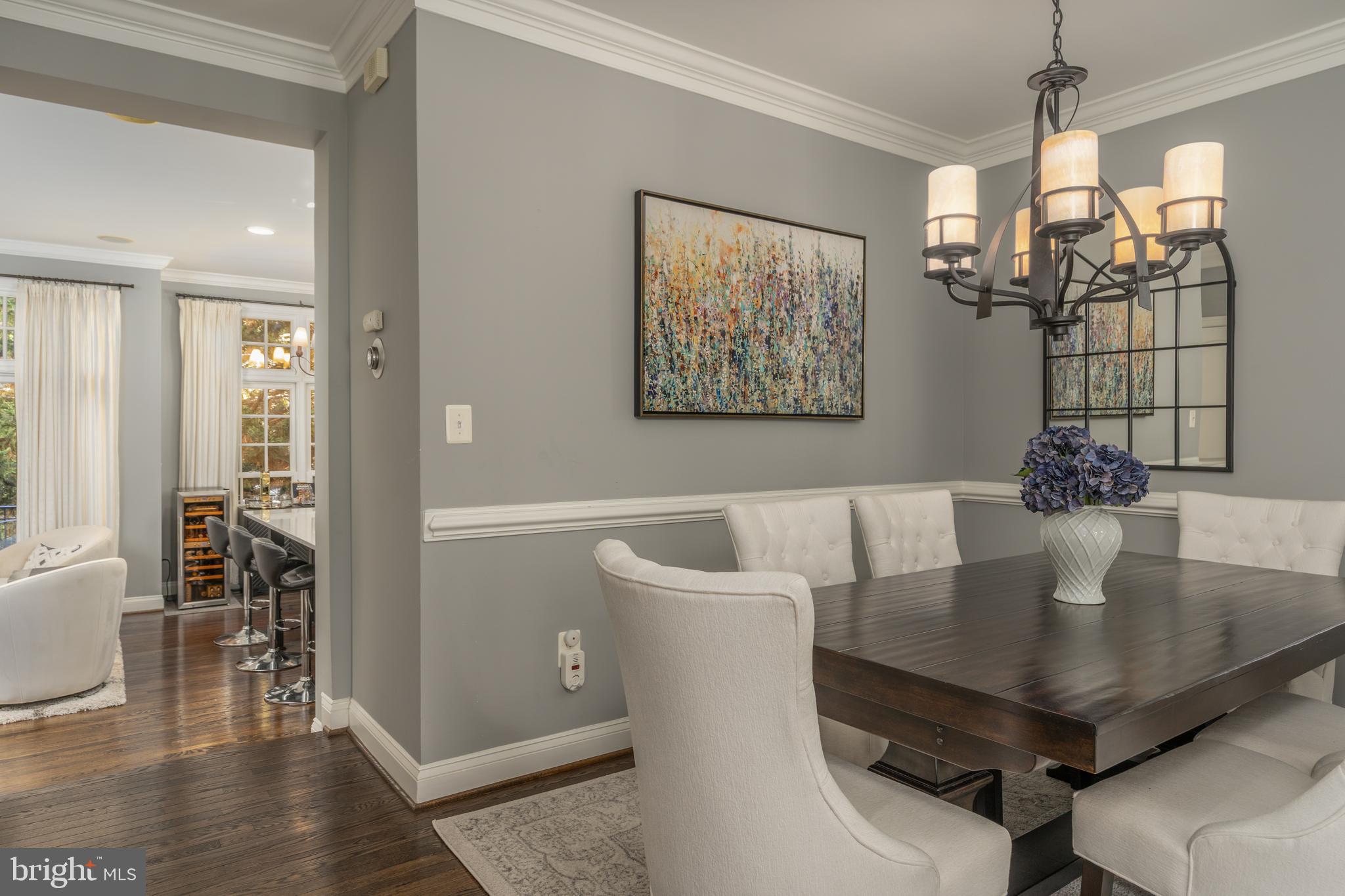 7486 CARRIAGE HILLS DRIVE