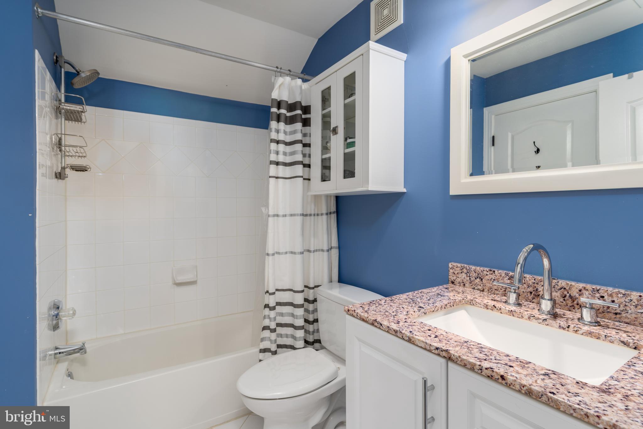 7486 CARRIAGE HILLS DRIVE