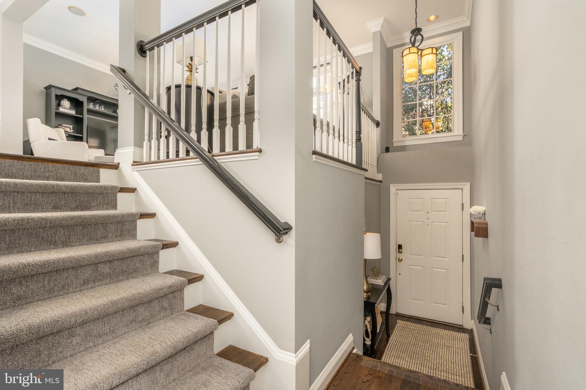 7486 CARRIAGE HILLS DRIVE