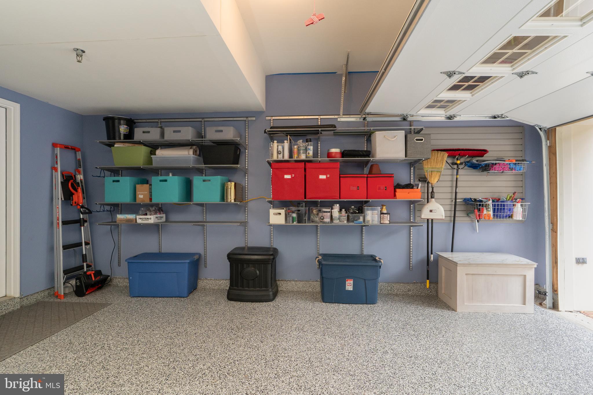 7486 CARRIAGE HILLS DRIVE